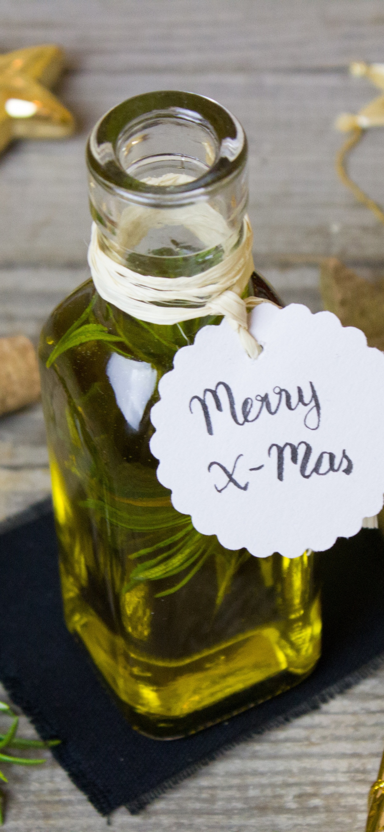 Olivenöl, Rosmarin, Olive, Öl, Spice. Wallpaper in 1242x2688 Resolution