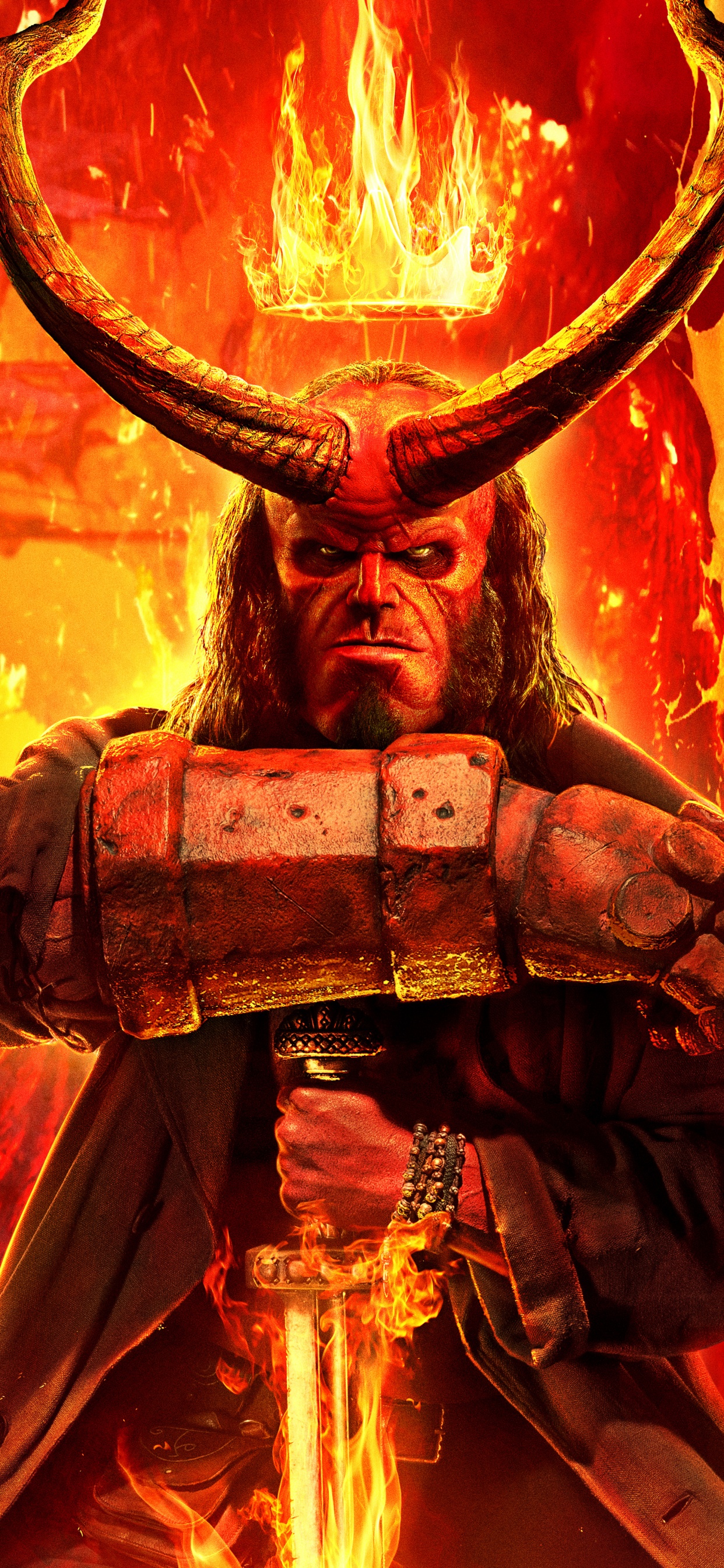 Mann im Schwarz-roten Anzug Mit Schwarzem Und Braunem Gewehr. Wallpaper in 1242x2688 Resolution