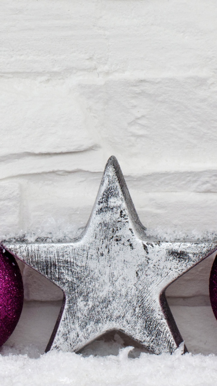 Christmas Ornament, Christmas Day, Holiday, Christmas Decoration, Purple. Wallpaper in 720x1280 Resolution
