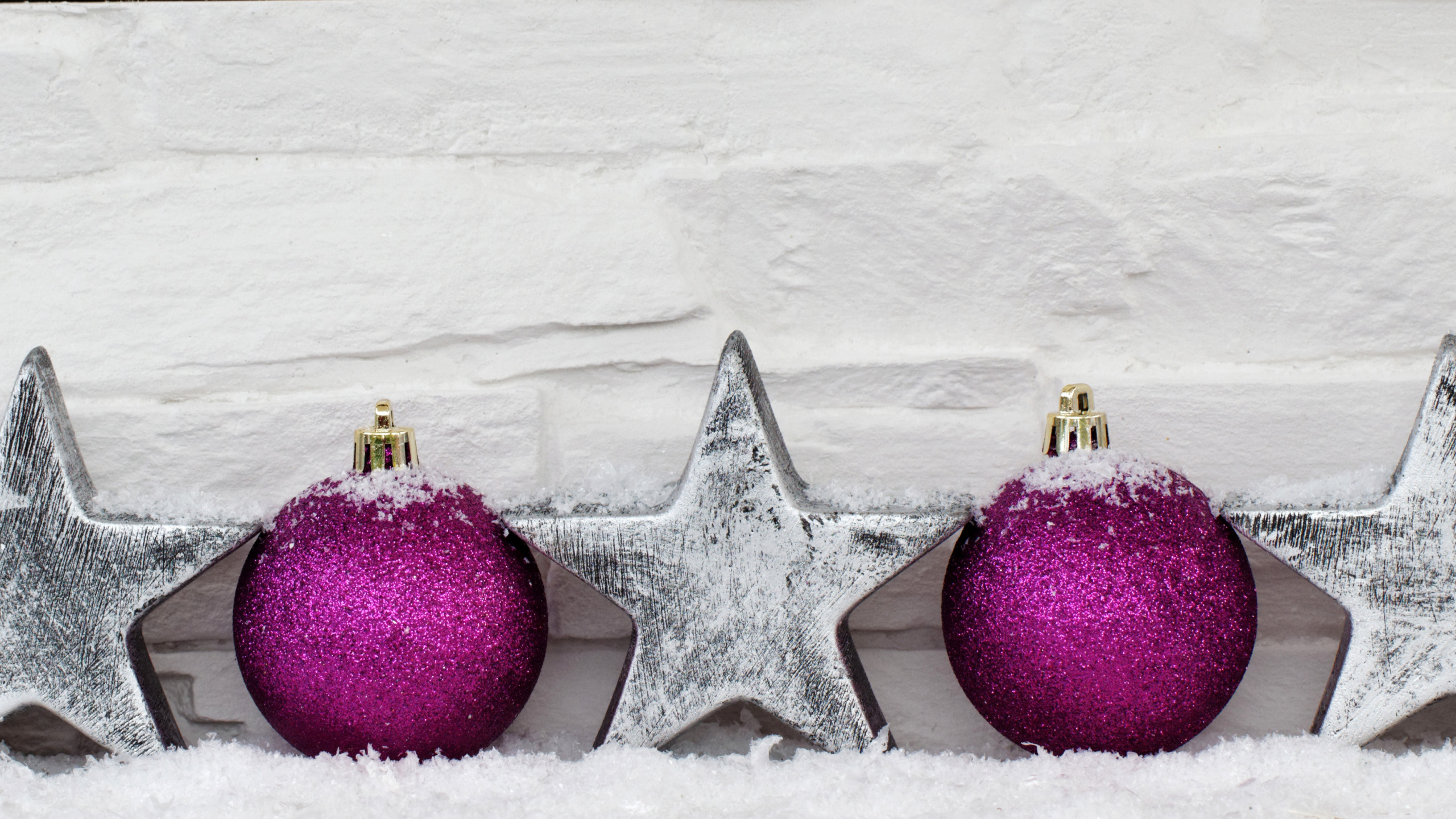 Christmas Ornament, Weihnachten, Weihnachtsdekoration, Purpur, Funkeln. Wallpaper in 2560x1440 Resolution