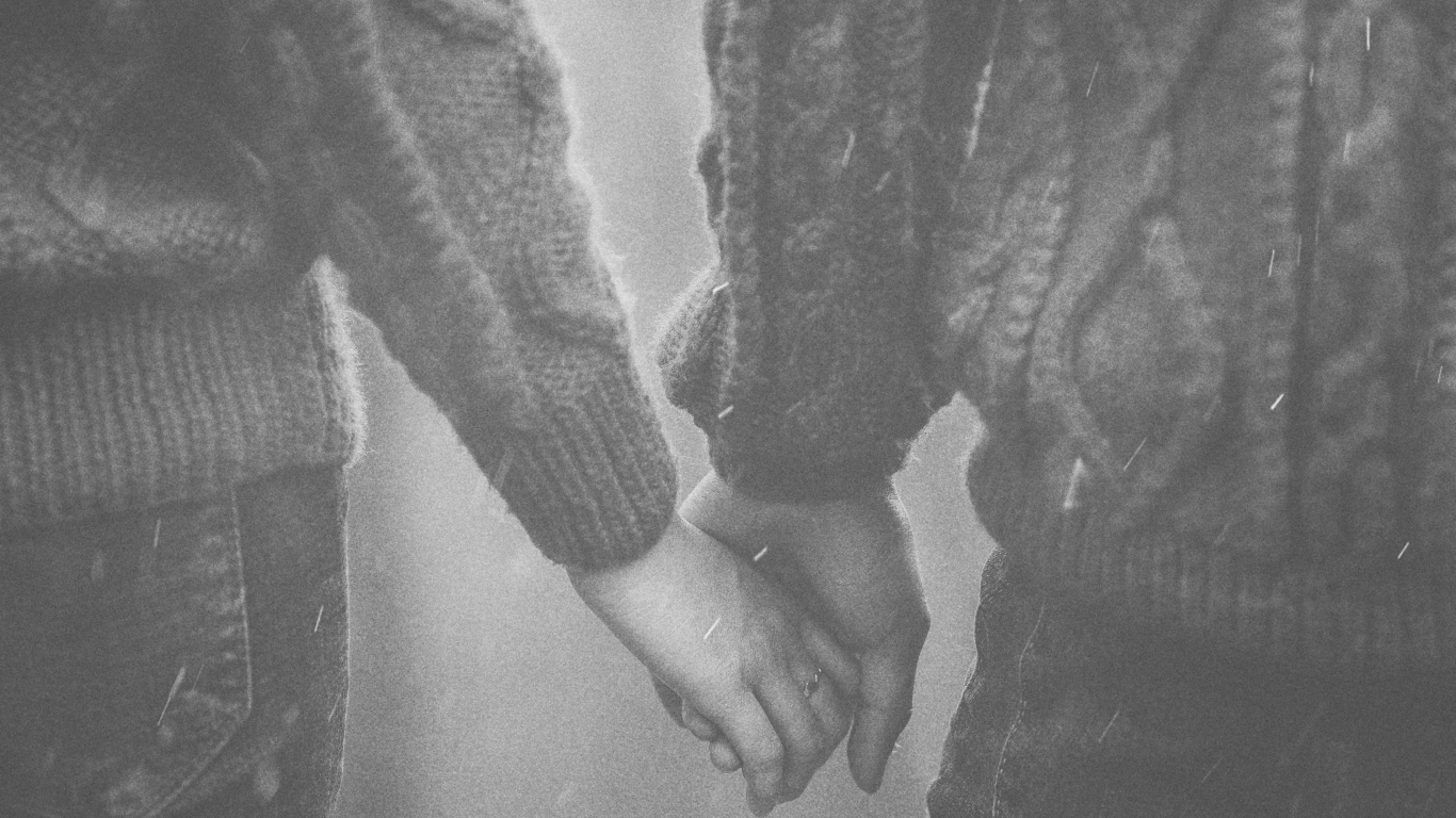 White, Noir, en se Tenant Les Mains, Geste, Monochrome. Wallpaper in 1366x768 Resolution