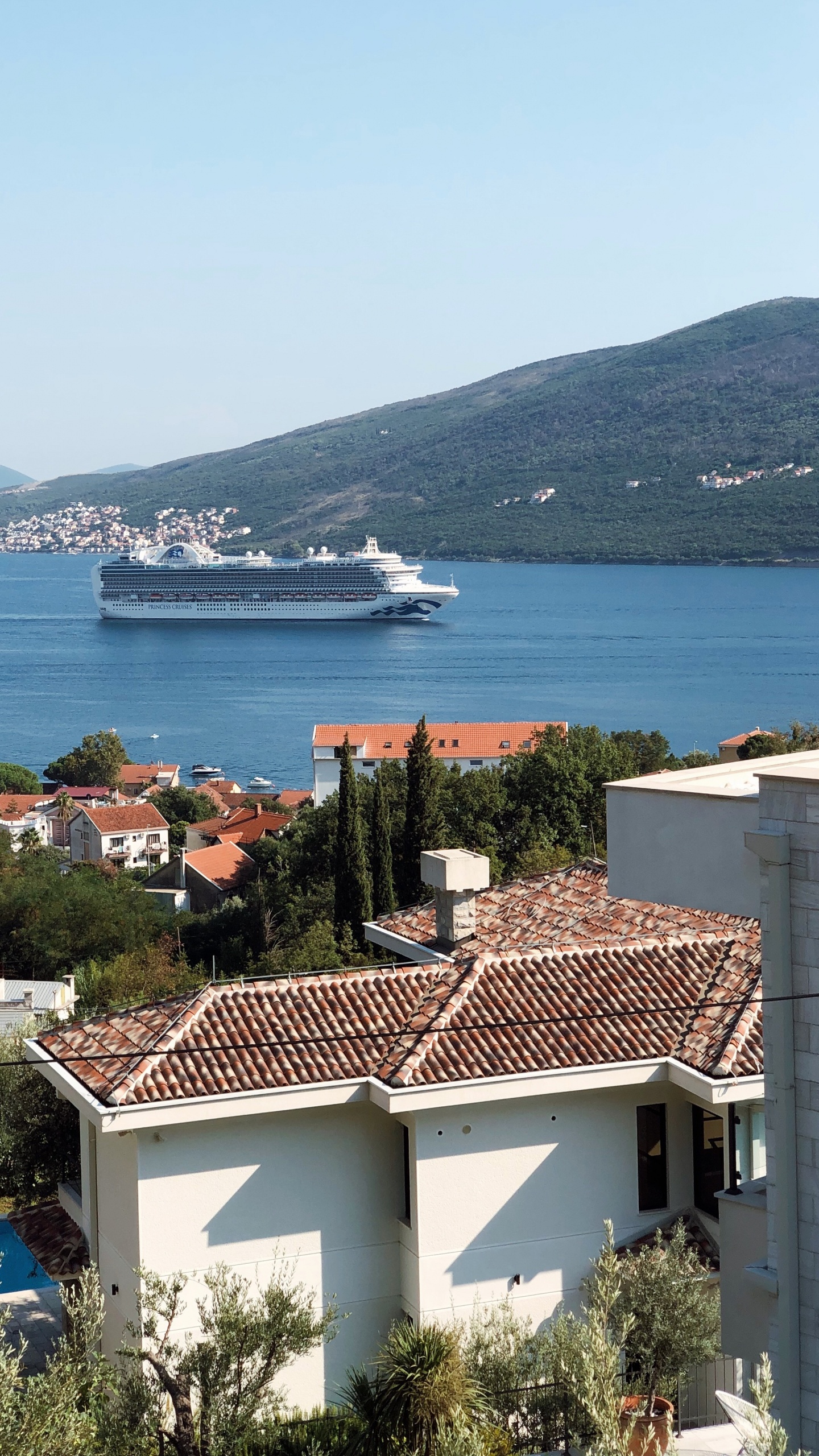 大海, 房地产, 船只, 乘船, 屋顶 壁纸 1440x2560 允许