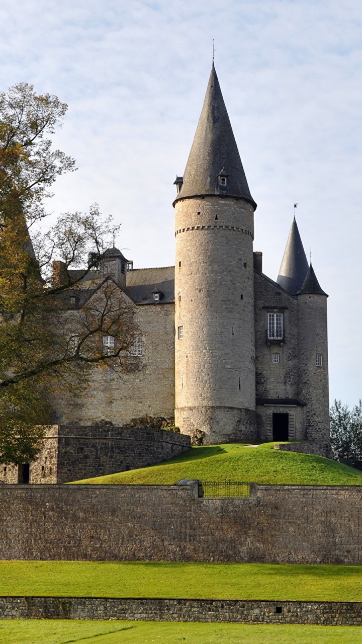 Schloss, Gebäude, Kirchturm, Historic Site, Mittelalterliche Architektur. Wallpaper in 720x1280 Resolution
