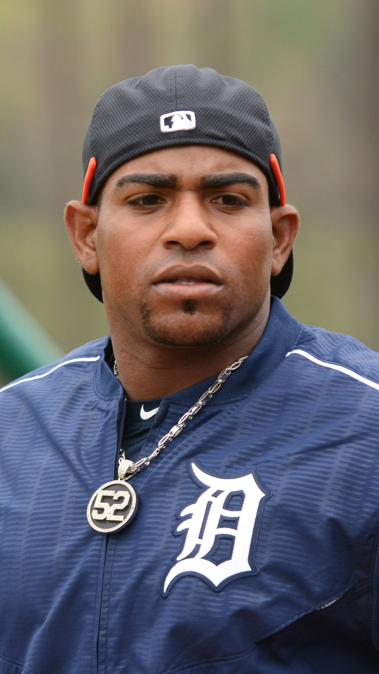 Yoenis Cspedes, New York Yankees, Mlb, Baseball, Outfielder. Wallpaper in 750x1334 Resolution