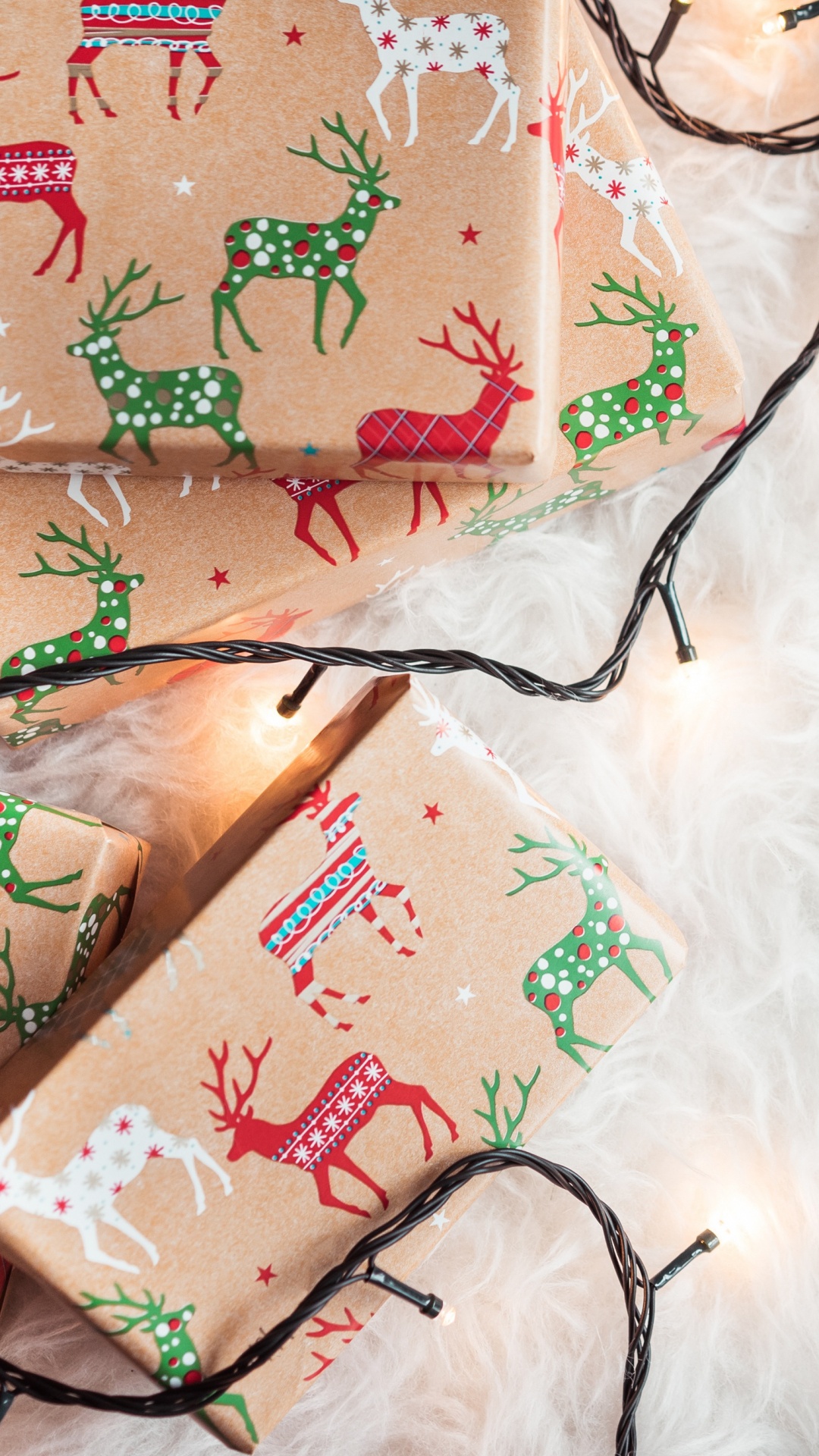 Weihnachten, Weihnachtsgeschenk, Weihnachtsbaum, Textil, Weihnachtskarte. Wallpaper in 1080x1920 Resolution