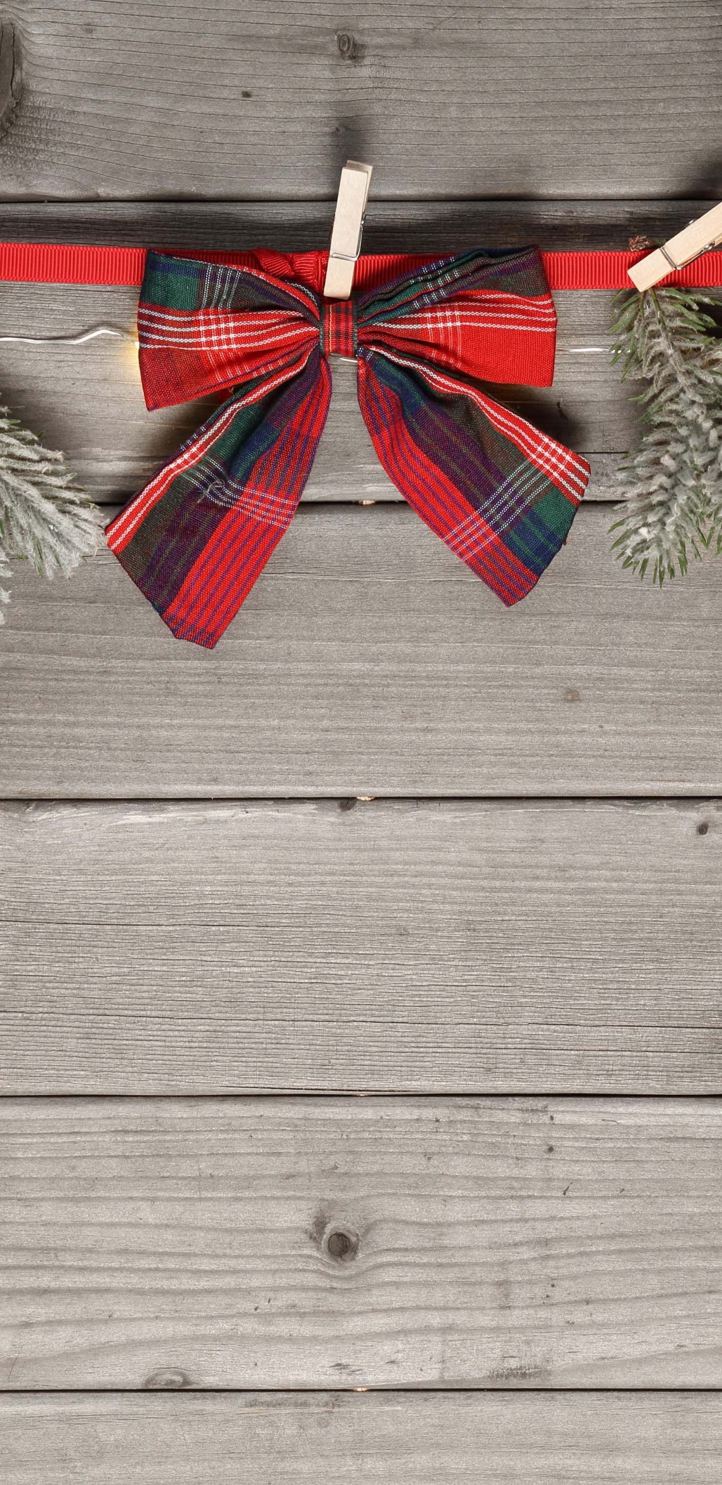 Weihnachten, Weihnachtsdekoration, Neujahr, Holz, Weihnachtsbaum. Wallpaper in 1440x2960 Resolution