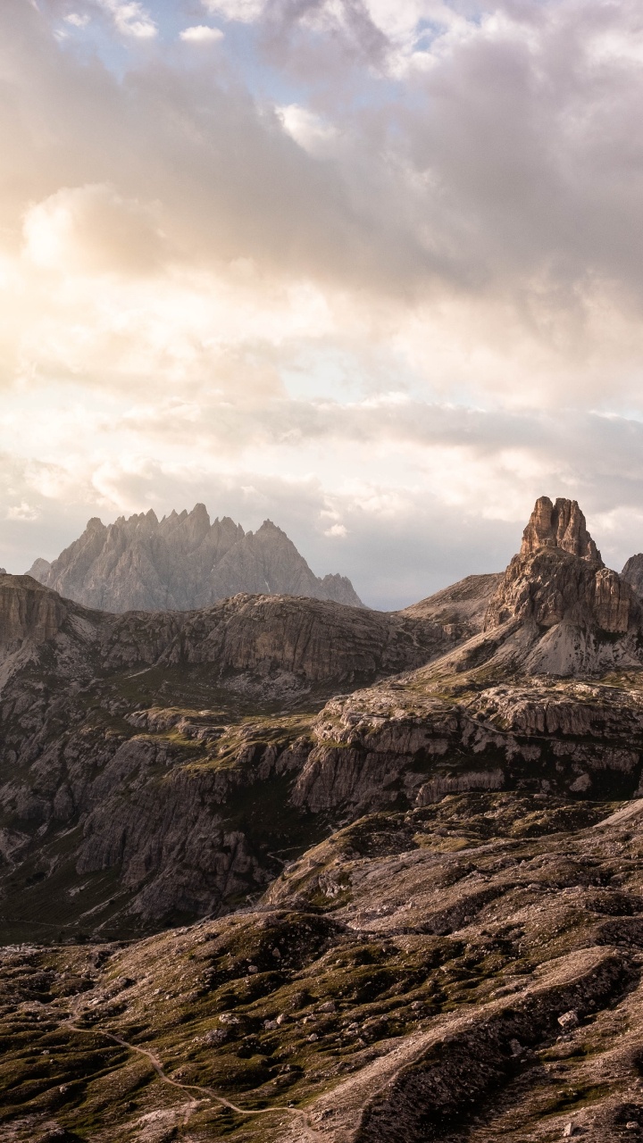Cloud, Naturlandschaft, Hochland, BedRock, Gelände. Wallpaper in 720x1280 Resolution