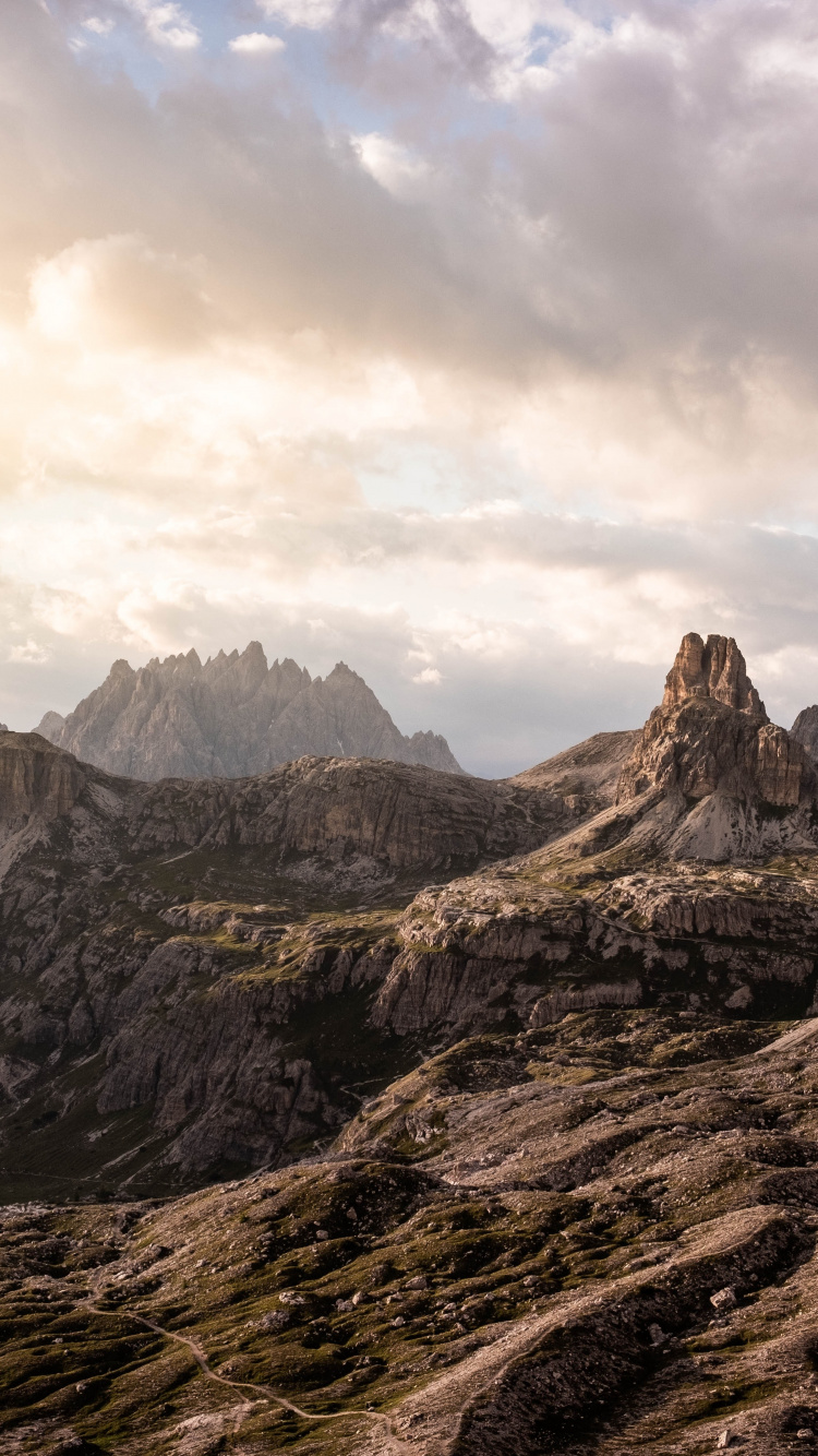 Paysage Naturel, Highland, Soubassement, Terrain, Pente. Wallpaper in 750x1334 Resolution