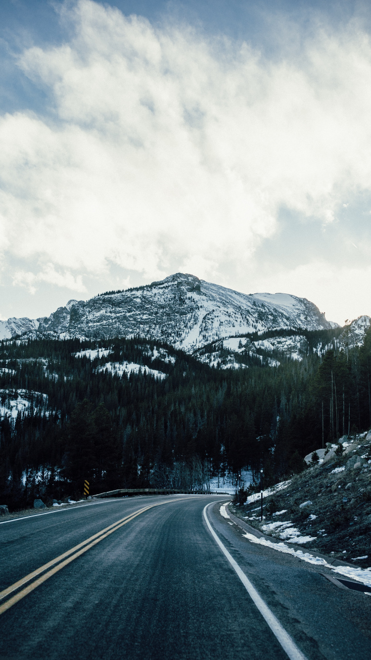 Gamme de Montagne, Alpes, Route, Neige, Les Reliefs Montagneux. Wallpaper in 750x1334 Resolution