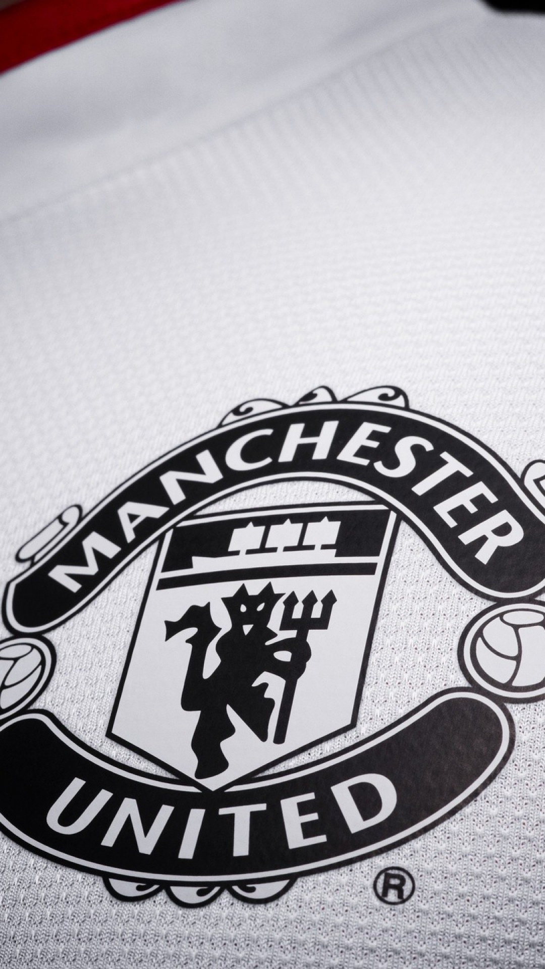 el Manchester United f c, Blanco, Logotipo, Emblema, Jersey. Wallpaper in 1080x1920 Resolution