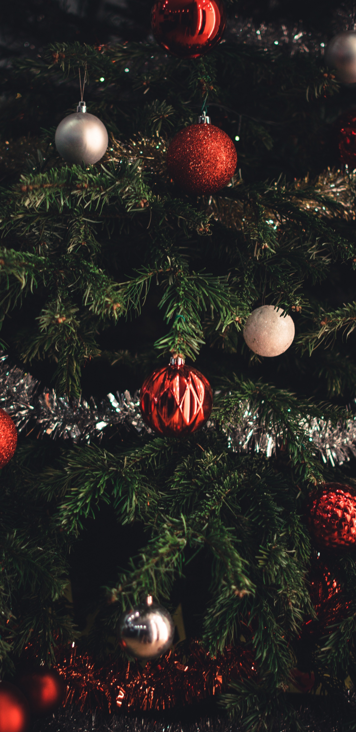 Arbre de Noël, Le Jour De Noël, Nouvelle Année, Ornement de Noël, Décoration de Noël. Wallpaper in 1440x2960 Resolution