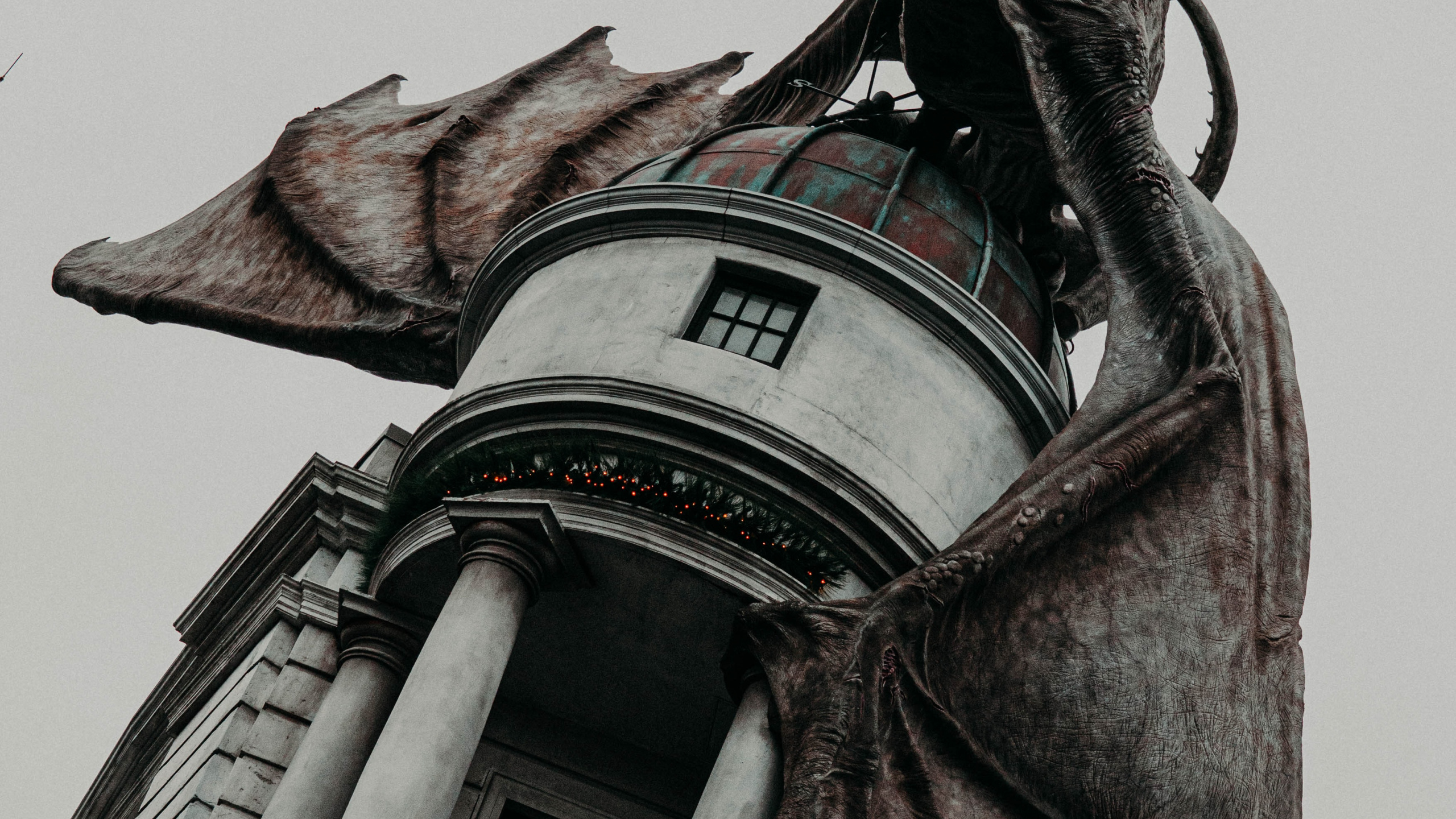 Hogwarts Shifting, Hermione Granger, Harry Potter and The Cursed Child, Harry Potter, Slytherin House. Wallpaper in 2560x1440 Resolution