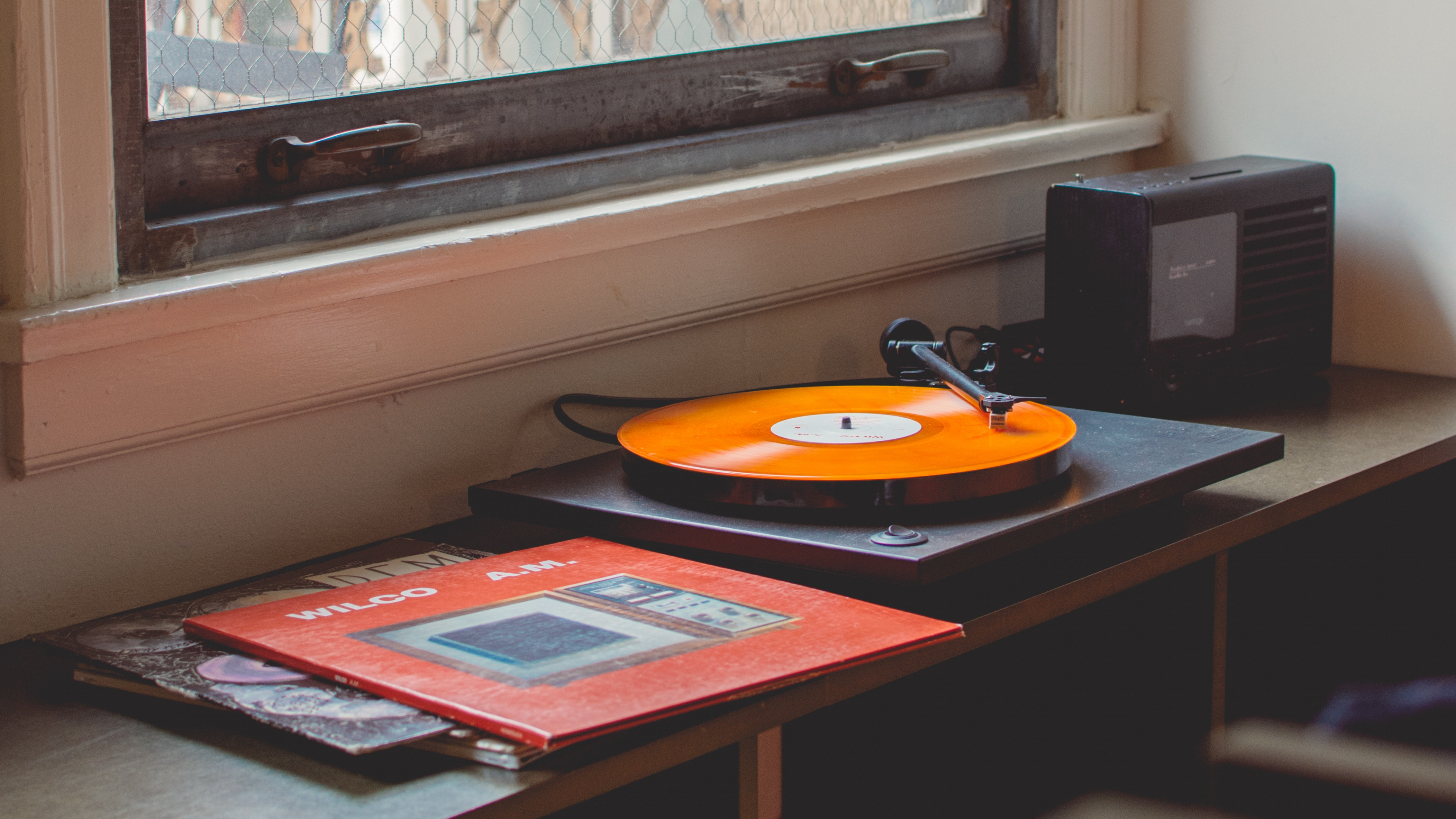 Schallplatte, Plattenspieler, Phonograph, Orange, Zimmer. Wallpaper in 3840x2160 Resolution