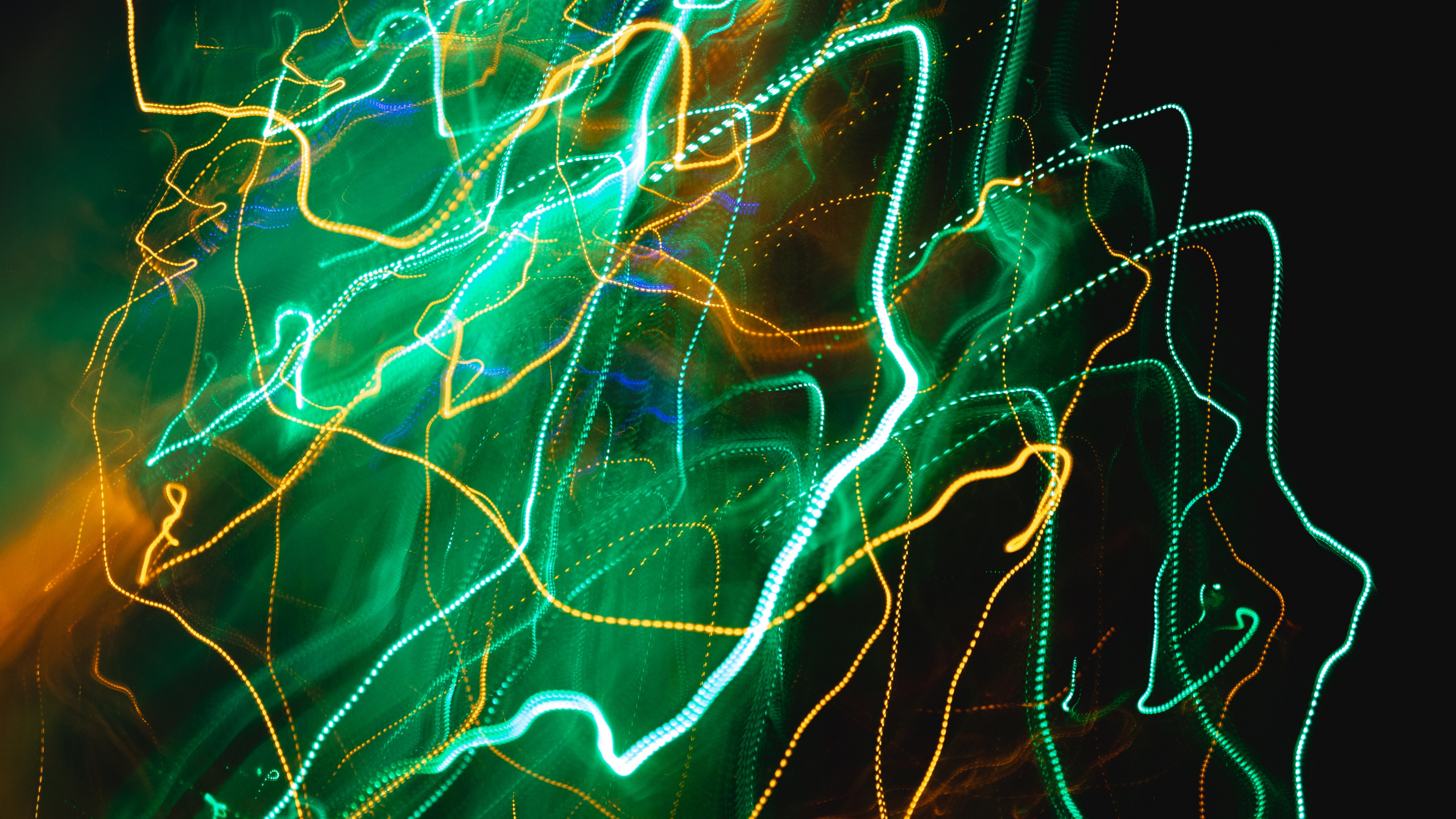 Green and Blue Abstract Painting. Wallpaper in 2560x1440 Resolution