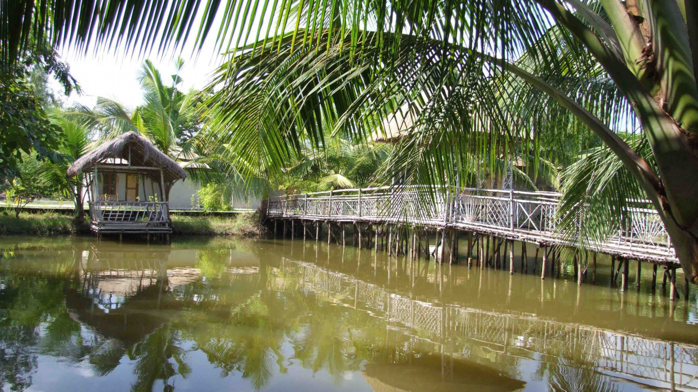 Brown Wooden House on Water. Wallpaper in 1366x768 Resolution