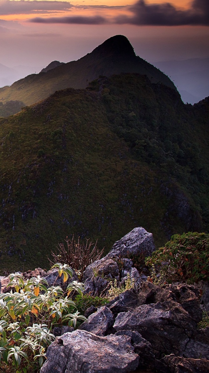 Green Mountain Under Cloudy Sky During Daytime. Wallpaper in 720x1280 Resolution