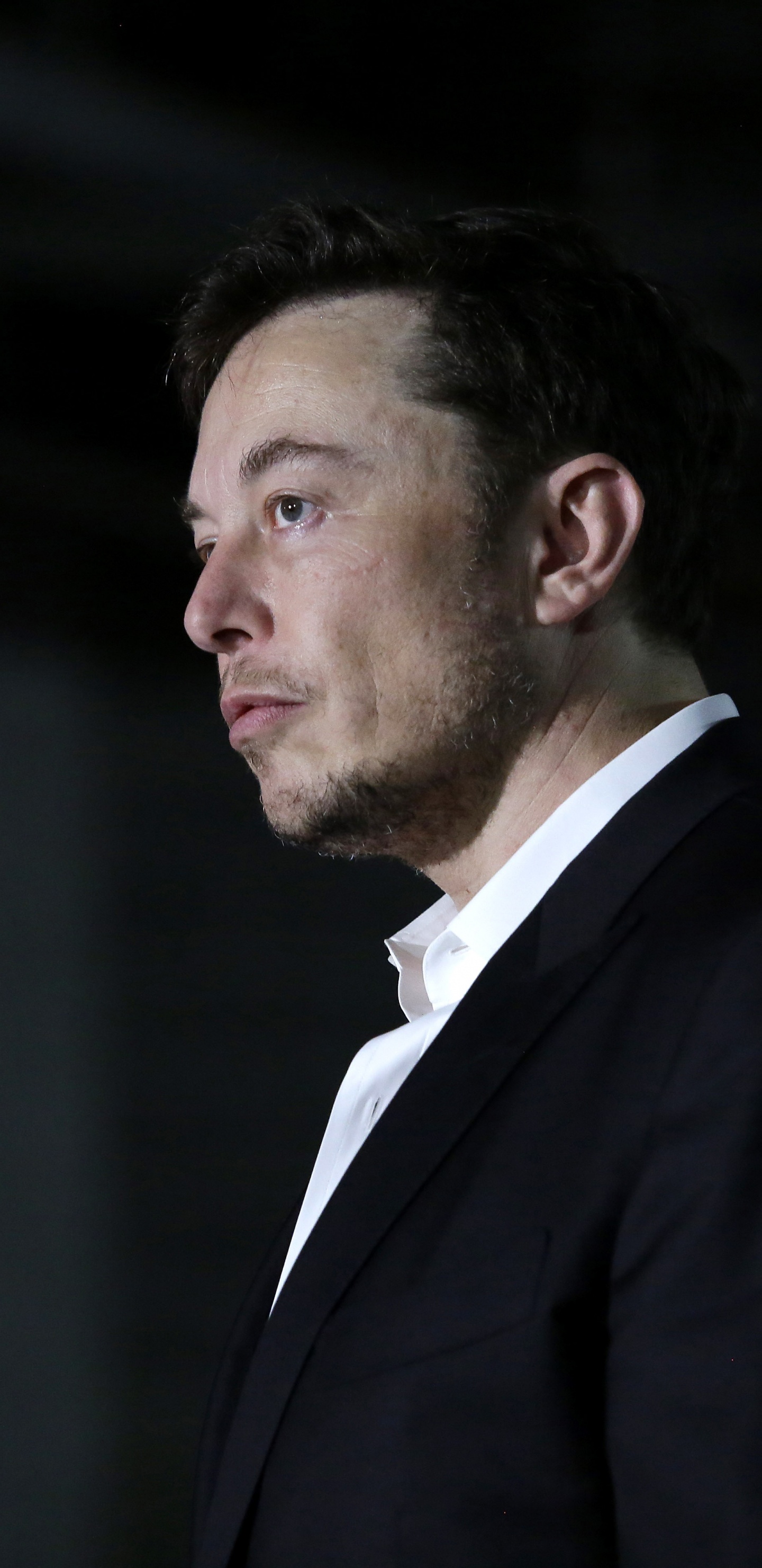 Elon Musk, Tham Luang Cave Rescue, Suit, Businessperson, Entrepreneur. Wallpaper in 1440x2960 Resolution