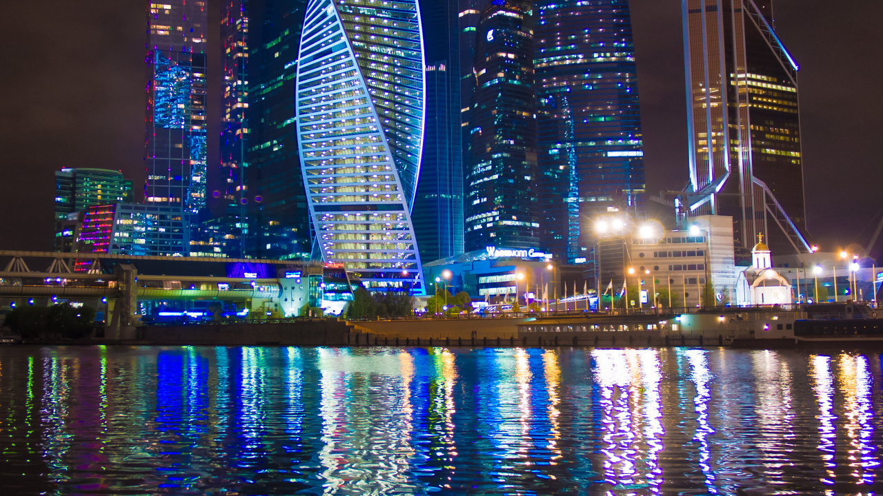 Skyscraper, Moscow, Telephone, Megaphone, Water. Wallpaper in 1280x720 Resolution