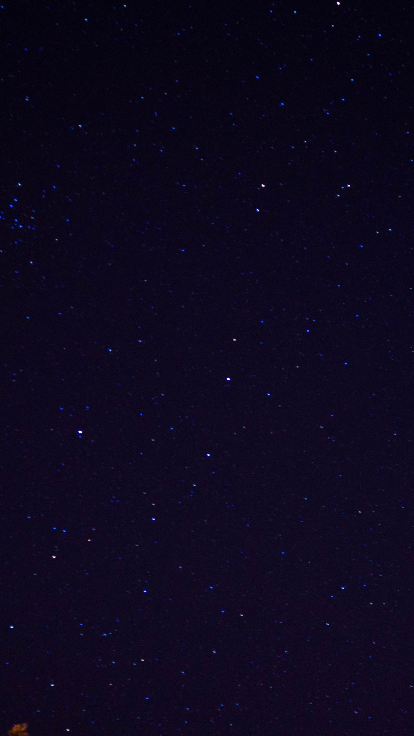 Étoiles Dans le Ciel Pendant la Nuit. Wallpaper in 1440x2560 Resolution