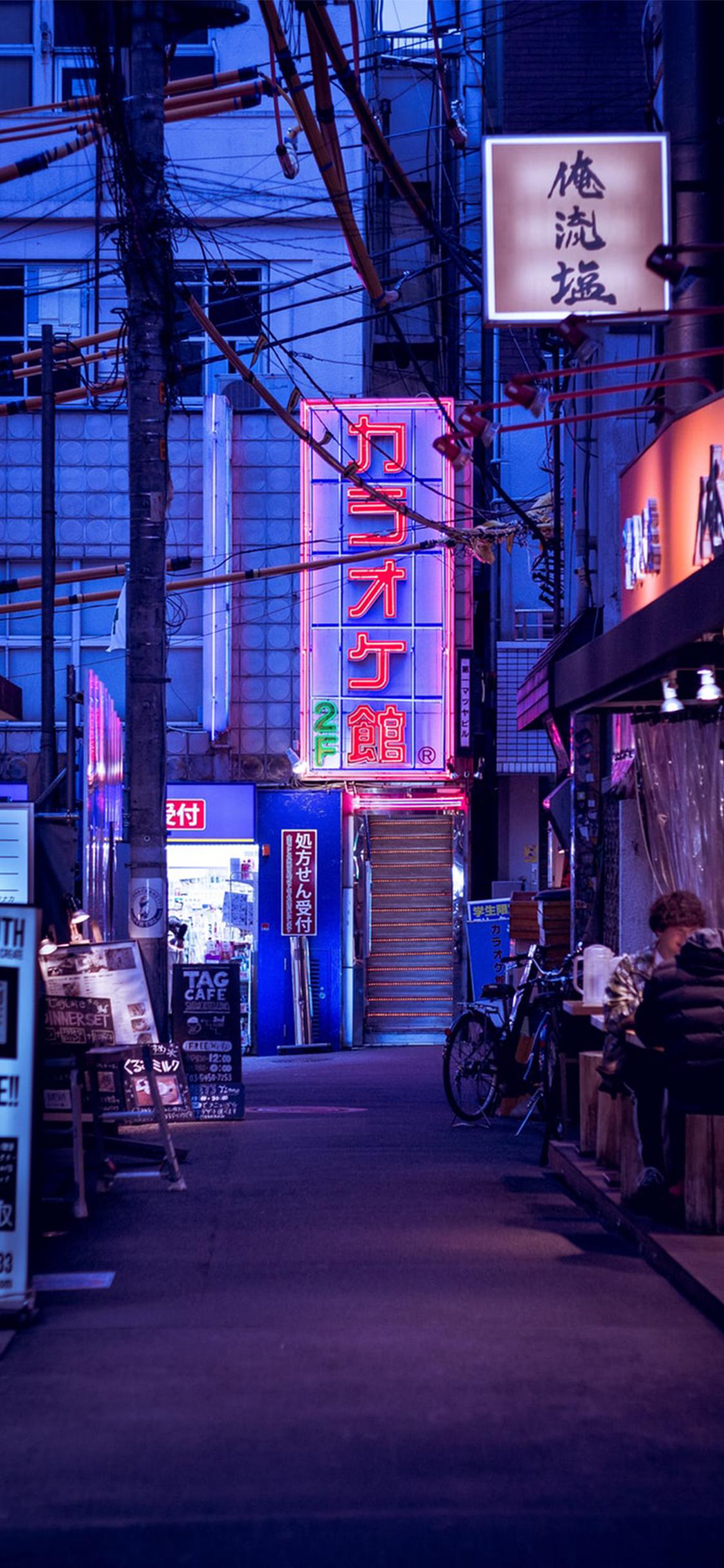 Tokyo, Blau, Street, Strom, Purpur. Wallpaper in 1125x2436 Resolution