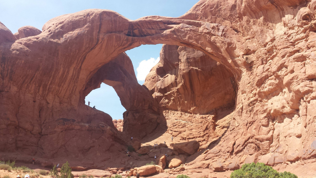 Brown Rock Formation During Daytime. Wallpaper in 1280x720 Resolution