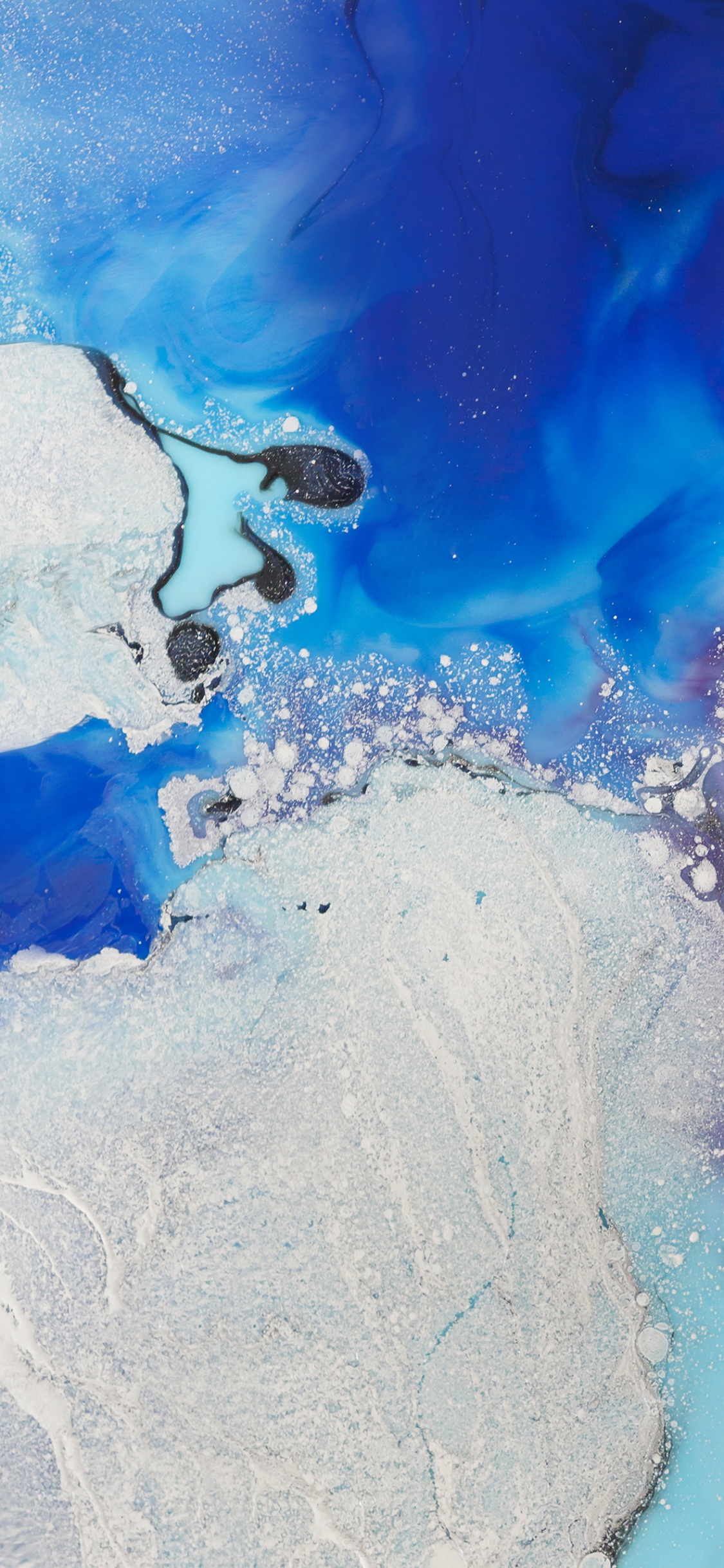 Vagues D'eau Bleue et Blanche. Wallpaper in 1125x2436 Resolution