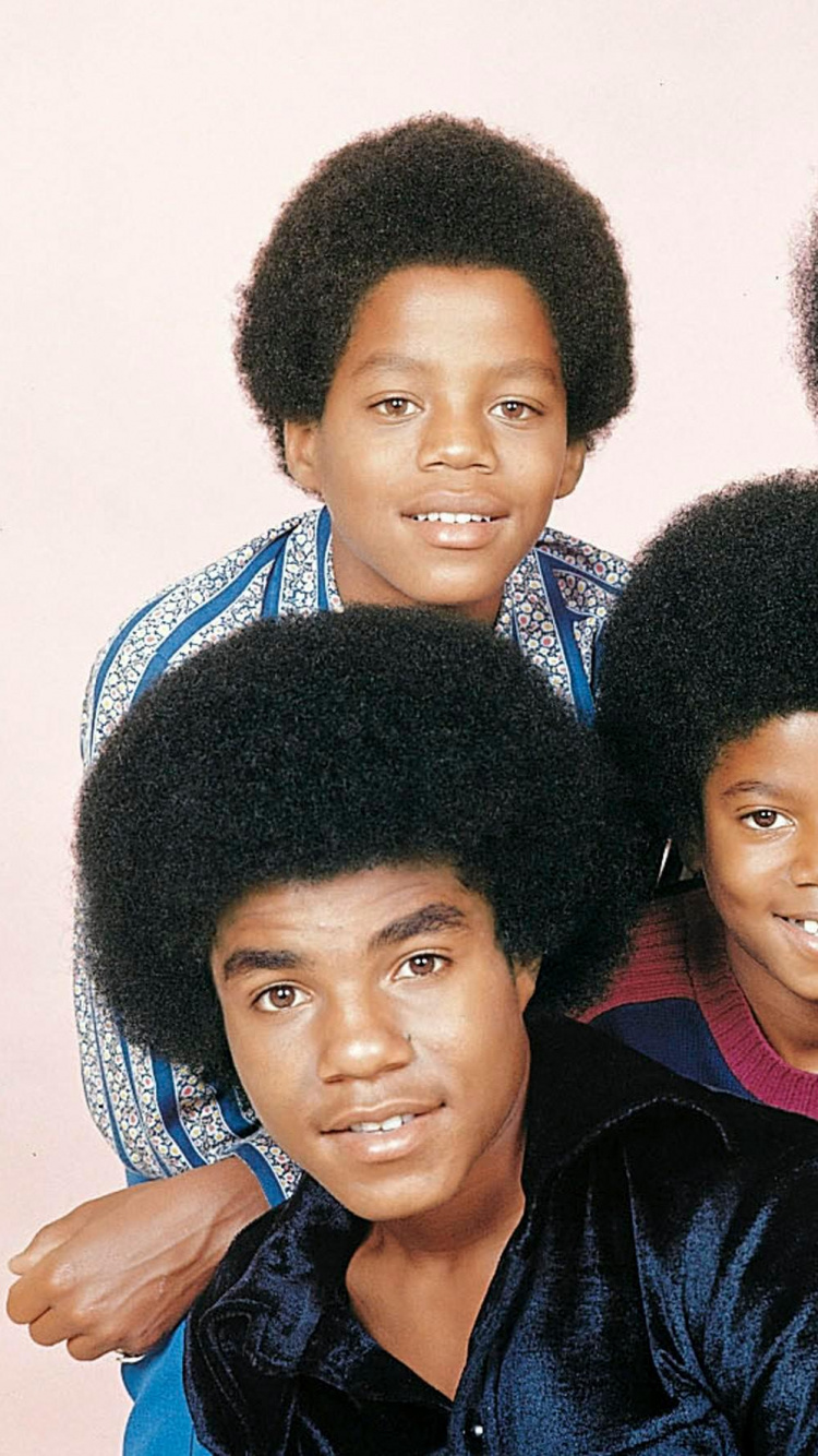 Michael Jackson, Les Jackson 5, Cheveu, Coiffure, Amusement. Wallpaper in 750x1334 Resolution