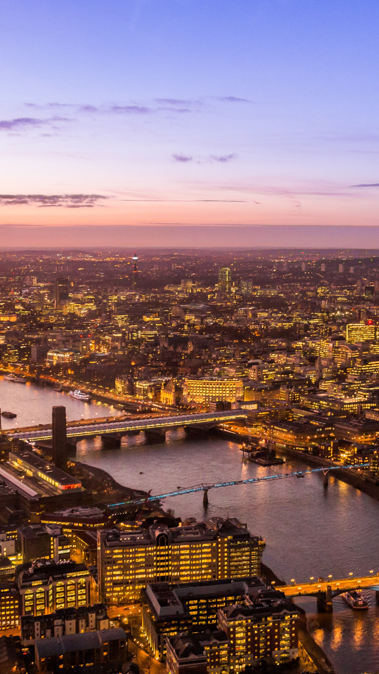 Luftaufnahme Von Stadtgebäuden Tagsüber. Wallpaper in 750x1334 Resolution