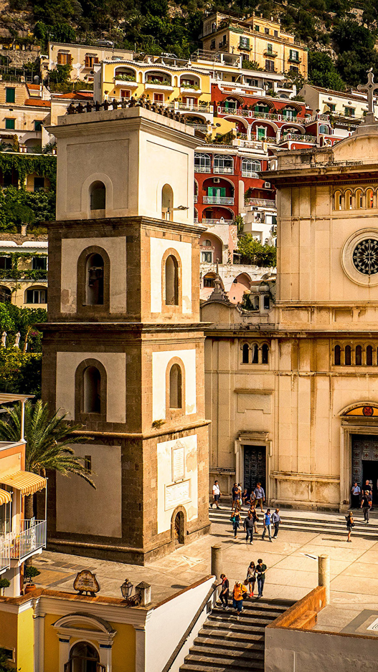 People Walking on Sidewalk Near Beige Concrete Building During Daytime. Wallpaper in 750x1334 Resolution
