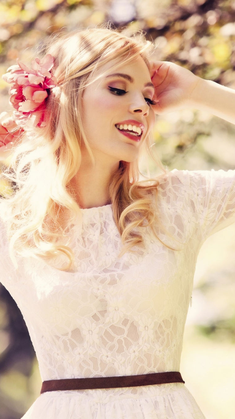 Hair, Beauty, Blond, Pink, Bodysuit. Wallpaper in 750x1334 Resolution