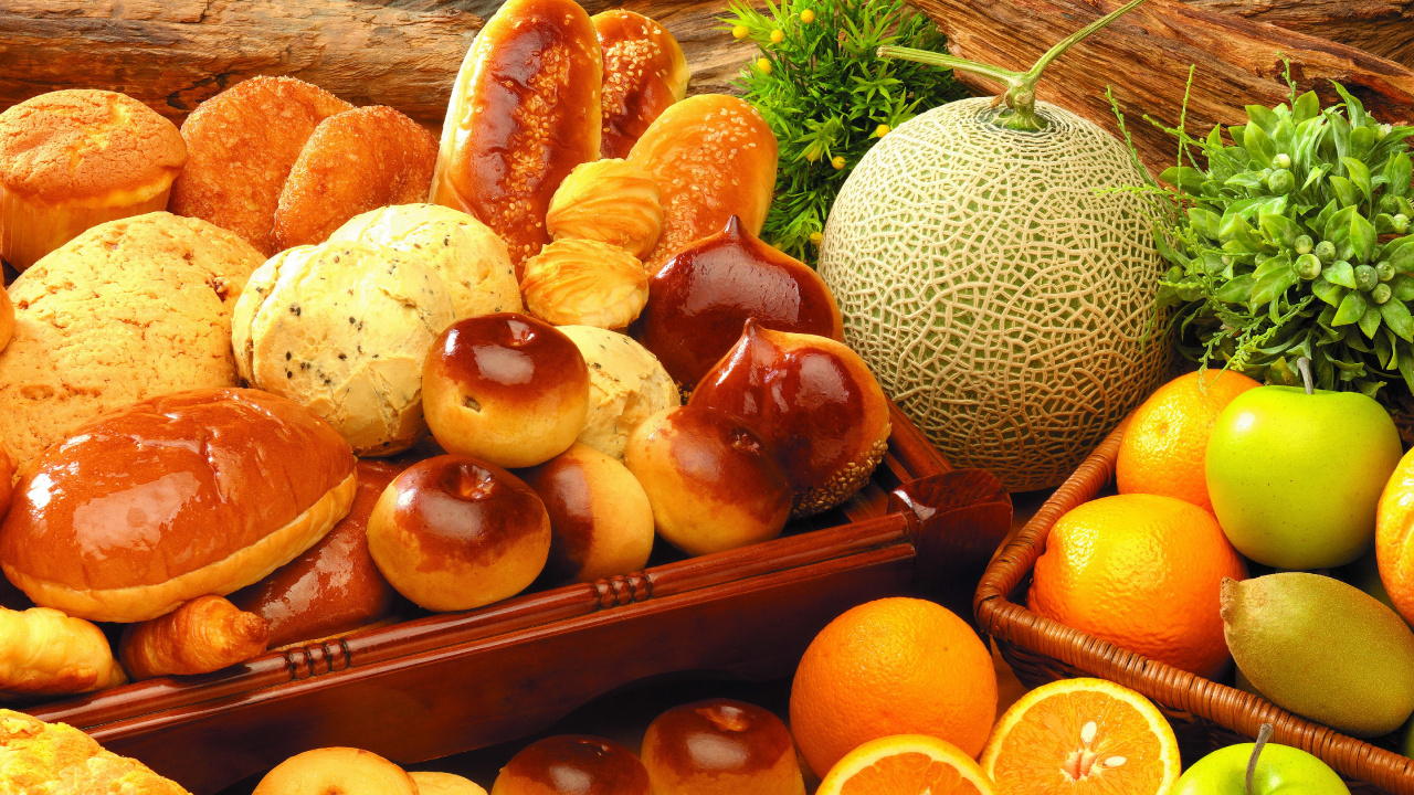 Orange Fruits on Brown Wooden Tray. Wallpaper in 1280x720 Resolution