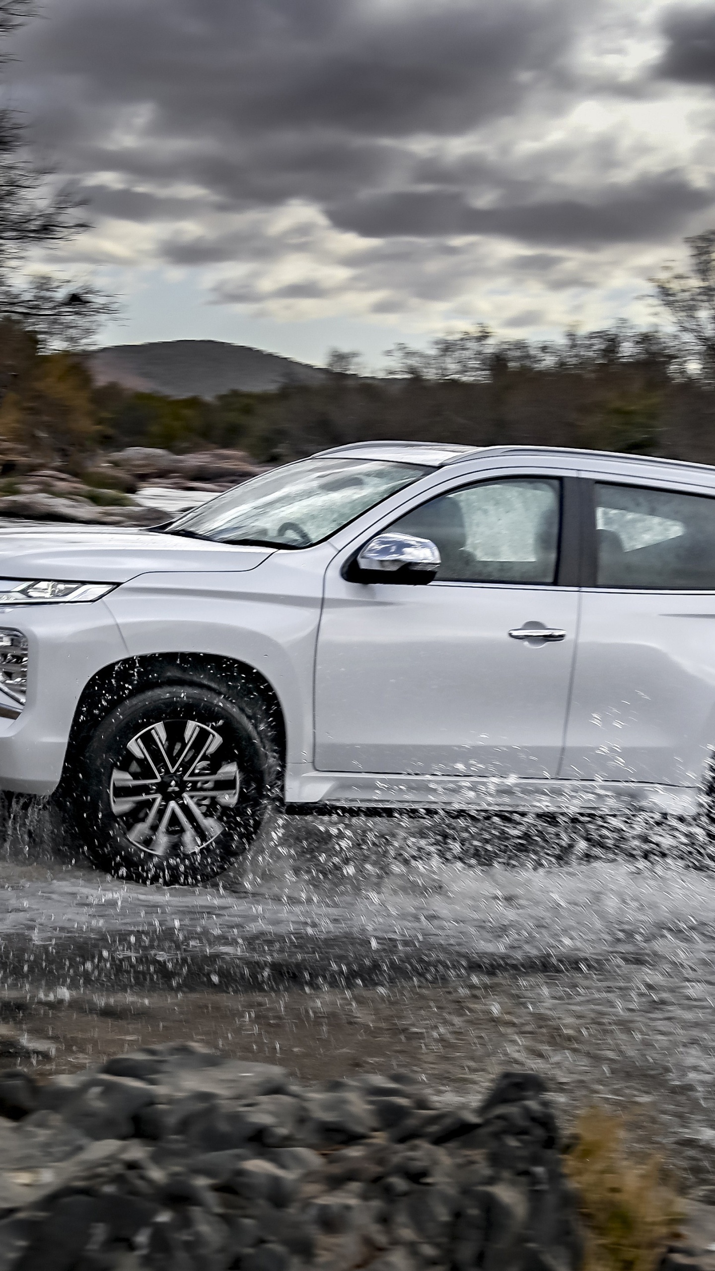 Mitsubishi Motors, Coche, Mitsubishi Pajero Sport, Mitsubishi Pajero Sport Excede, Mitsubishi. Wallpaper in 1440x2560 Resolution