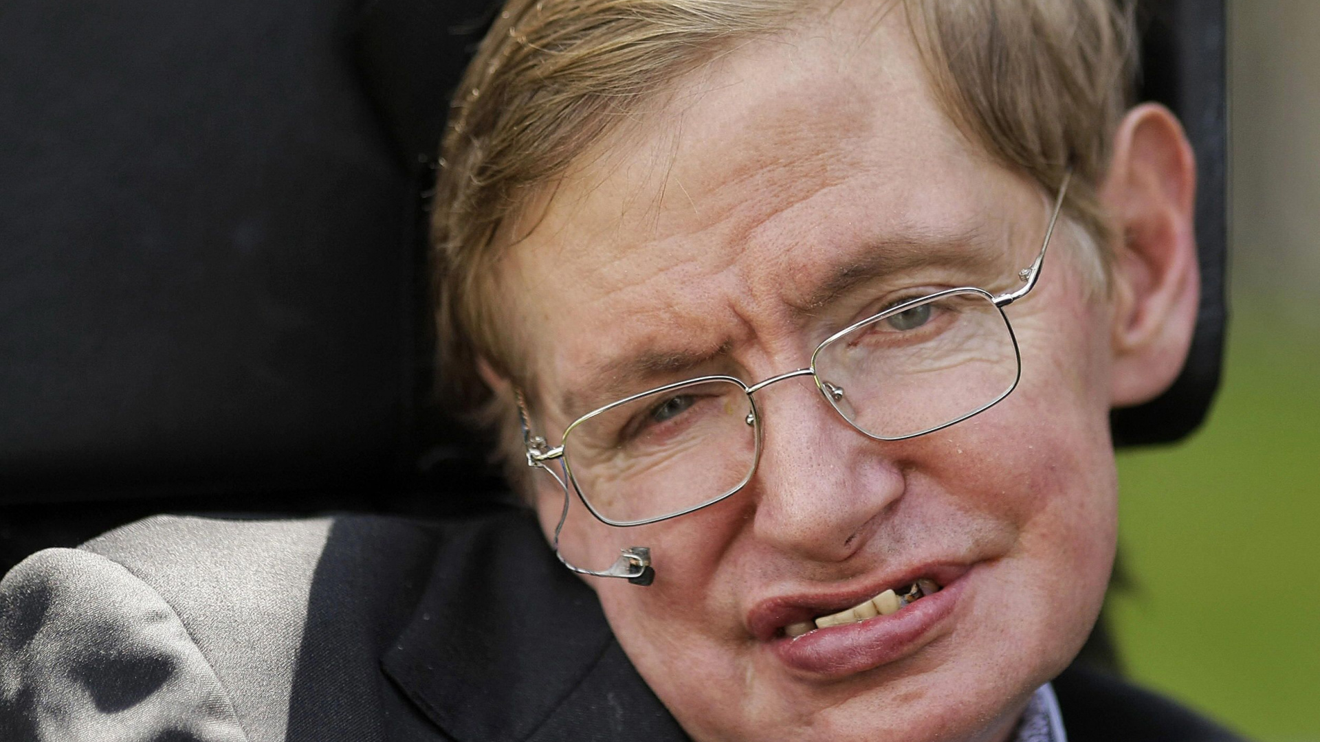 Stephen Hawking, Physics, Scientist, Glasses, Forehead. Wallpaper in 1920x1080 Resolution