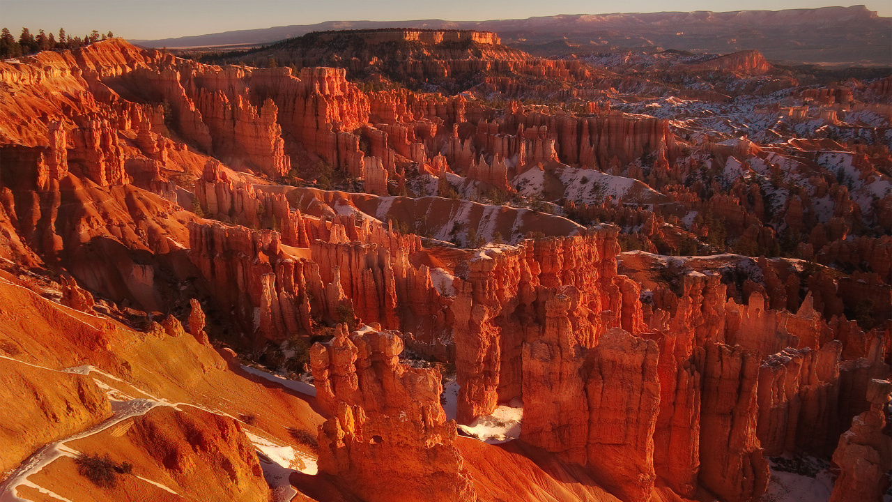 Brown Rock Formation During Daytime. Wallpaper in 1280x720 Resolution