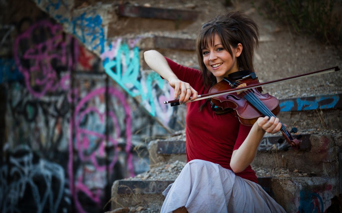 Lindsey Stirling, violin, violinist, violist, bowed string instrument