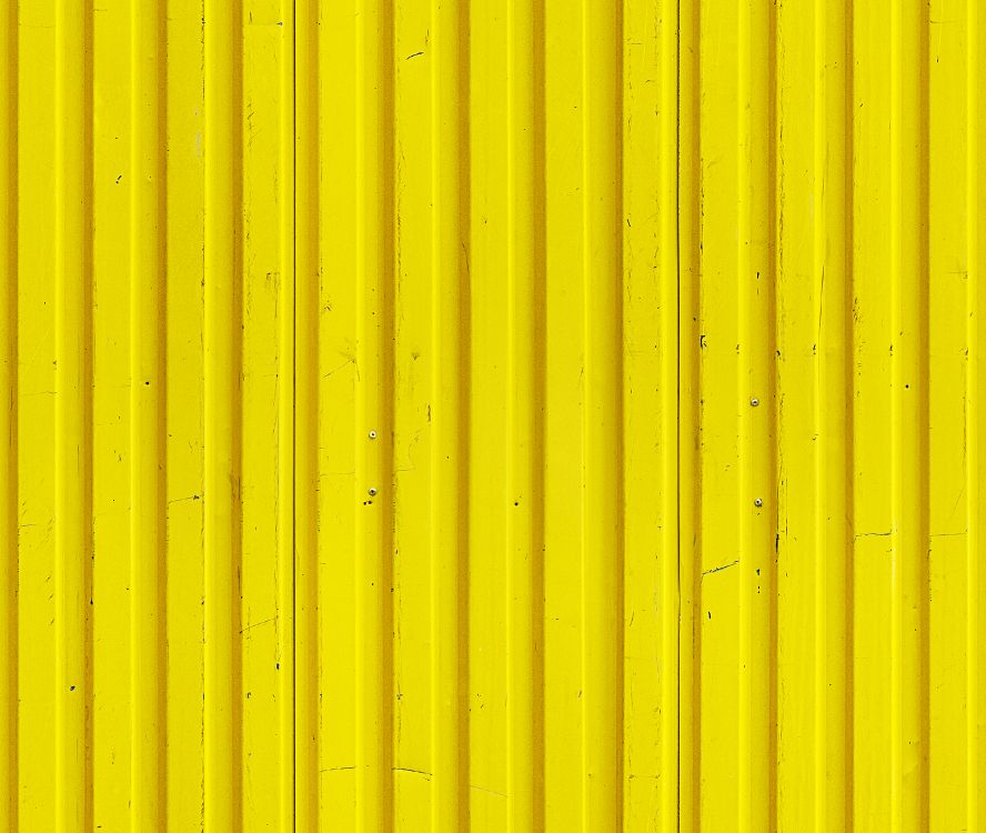 Pared Amarilla Con Pintura Blanca. Wallpaper in 3098x2615 Resolution