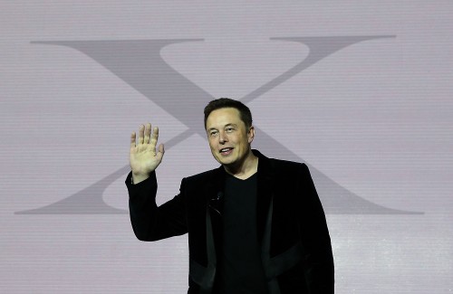 Image Elon Musk, SolarCity, Tesla Model 3, standing, gesture