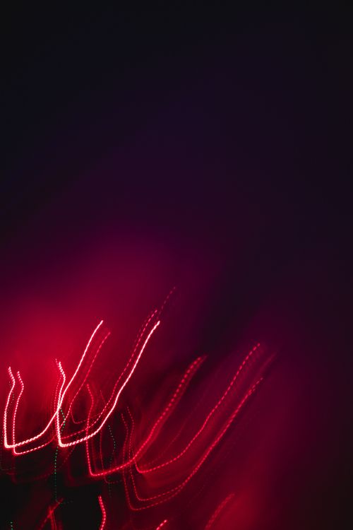 Rotes Licht Auf Schwarzem Hintergrund. Wallpaper in 3456x5184 Resolution