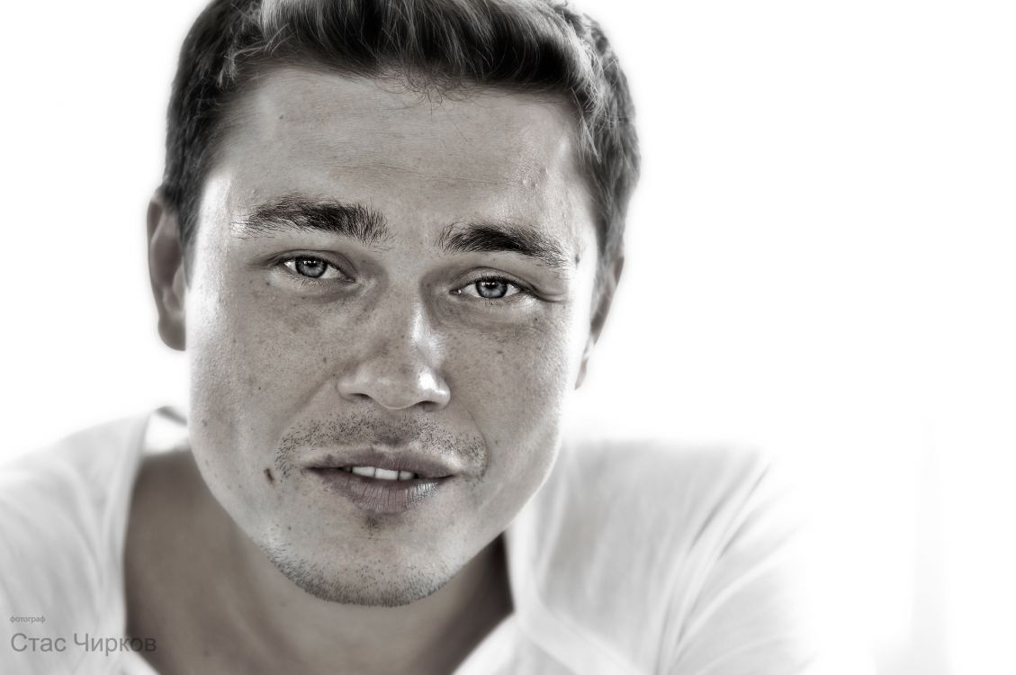 Portrait, Schwarz Und Weiß, Gesicht, Kinn, Schnurrbart. Wallpaper in 2560x1700 Resolution