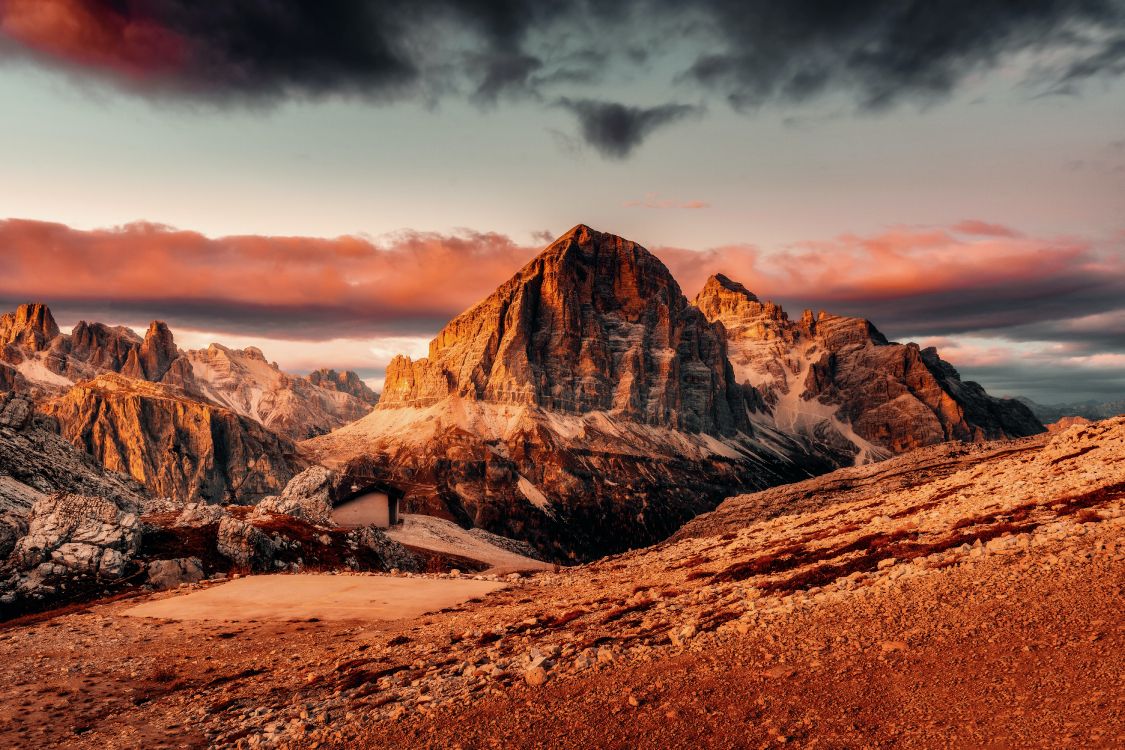 Dolomites, Dolomiti Superski, Trois Choix, Karersee, Rideau DAmpezzo. Wallpaper in 7500x5000 Resolution