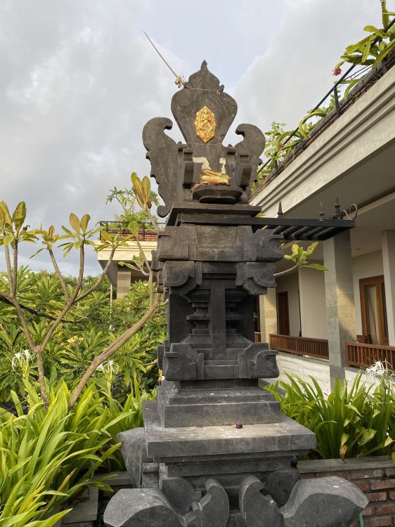 Indonesien, Bali, Statue, Natur, Vegetation. Wallpaper in 1536x2048 Resolution