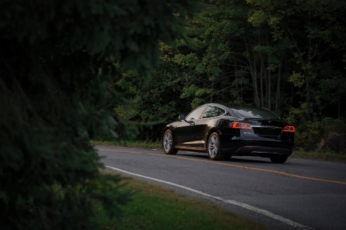 Image black porsche 911 on road