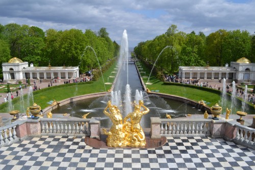 Image gold outdoor fountain in park during daytime