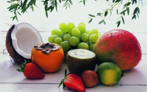 Image green and red apples and orange fruits