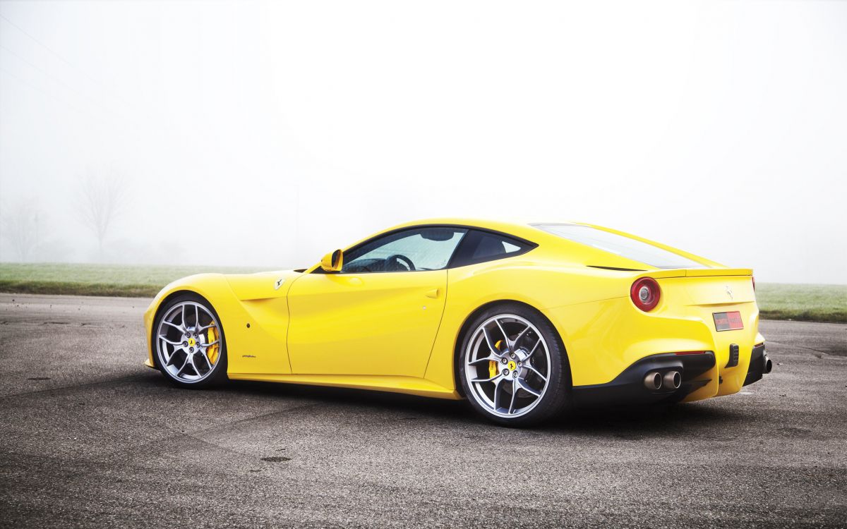 Yellow Ferrari 458 Italia Coupe. Wallpaper in 2560x1600 Resolution