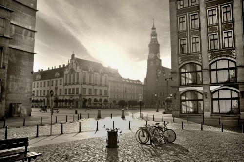 Image grayscale photo of city buildings