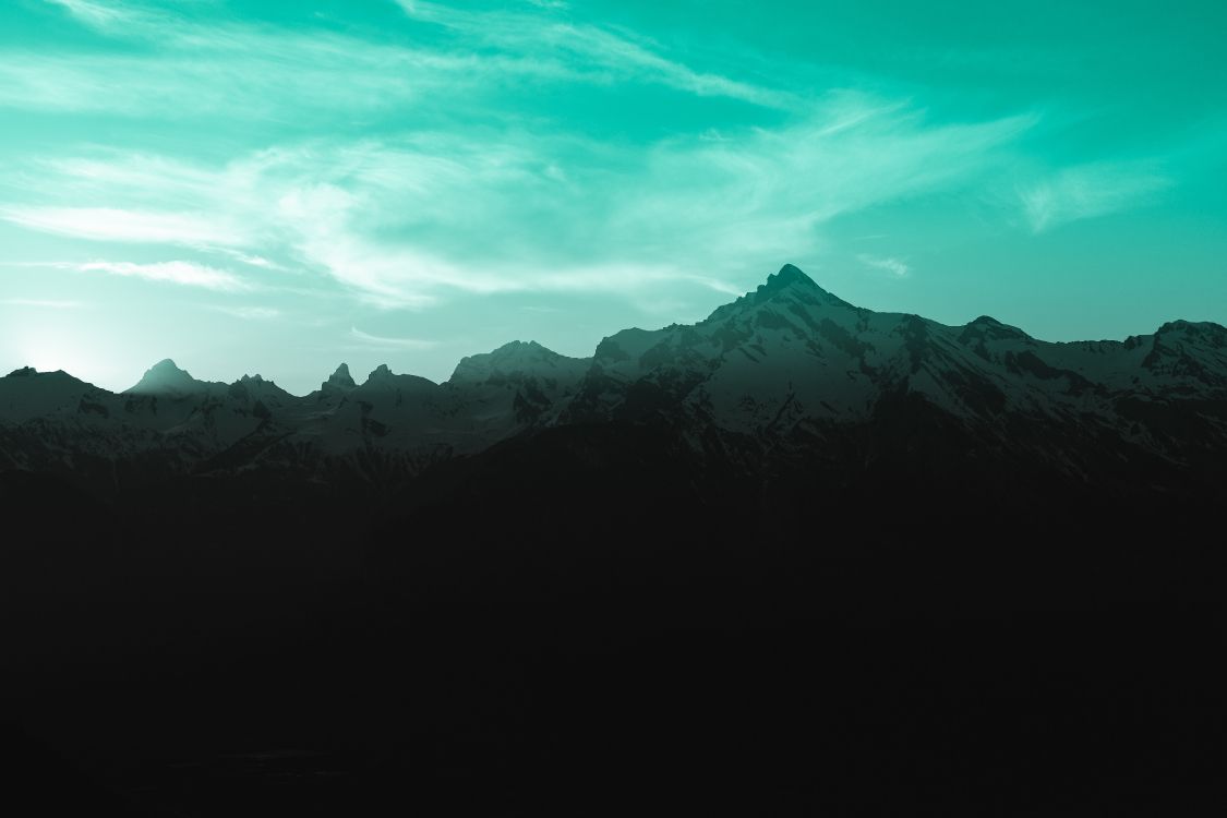 Montaña, Las Formaciones Montañosas, Naturaleza, Azul, Verde. Wallpaper in 5472x3648 Resolution