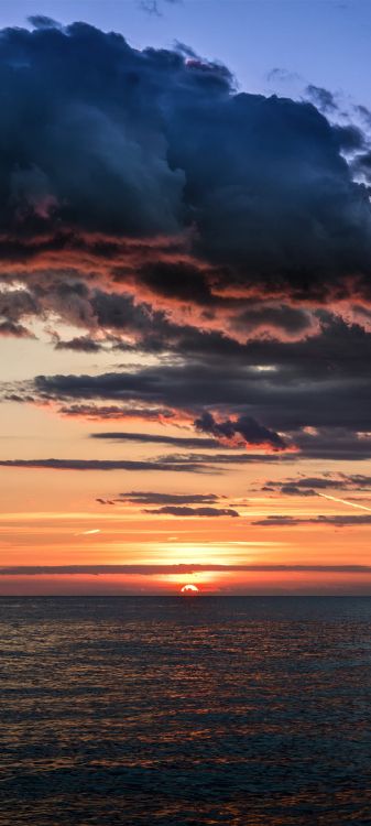 Sonnenuntergang, Ios, Cloud, Wasser, Atmosphäre. Wallpaper in 1080x2400 Resolution
