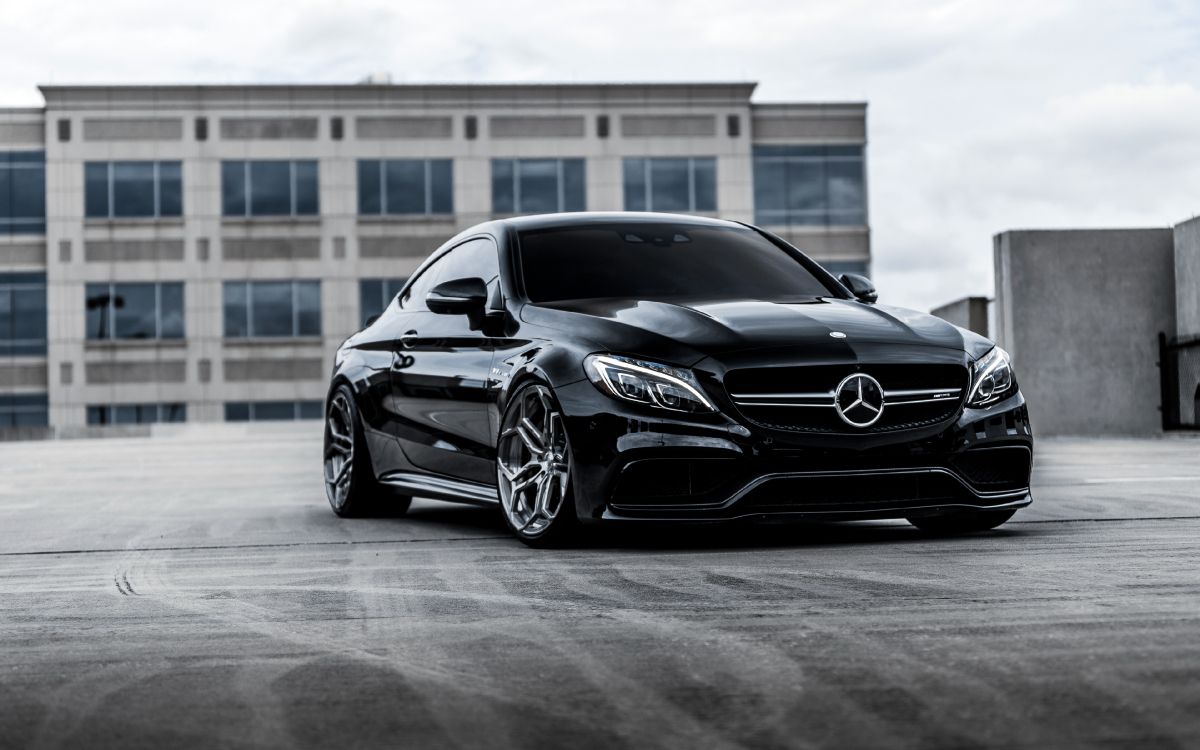 Black Mercedes Benz Coupe in a Room. Wallpaper in 3840x2400 Resolution