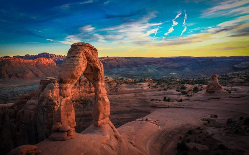 Image brown rock formation under blue sky during daytime